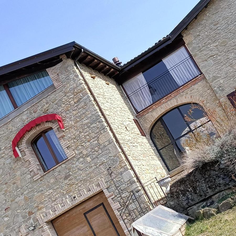 Agriturismo La Casetta - Ospitalita Rurale Familiare Montese Exteriér fotografie